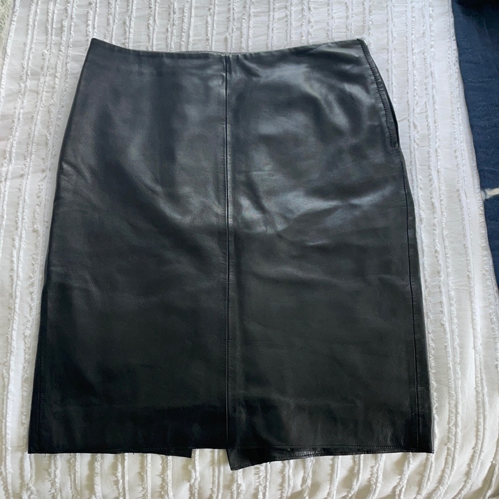 Zara Women’s Leather Skirt